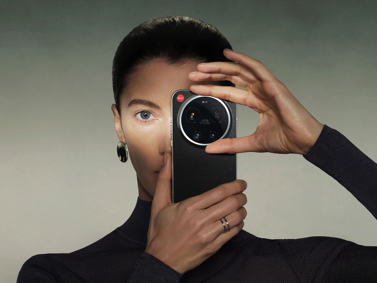 Leica Leitzphone powered by Xiaomi Tiba di Malaysia RM7,499