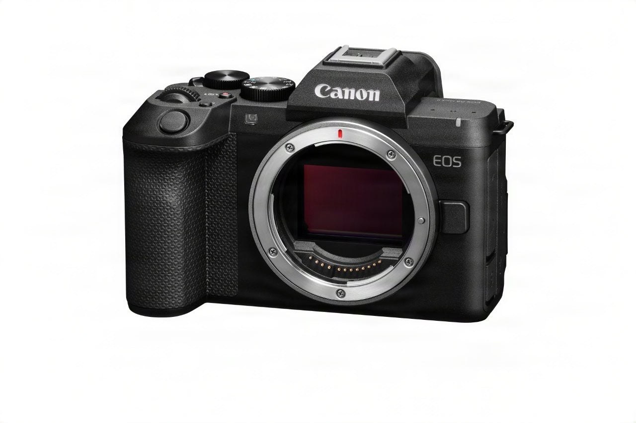 Canon EOS R8 Mark II disenaraikan di Malaysia pada harga RM6,999 untuk badan kamera