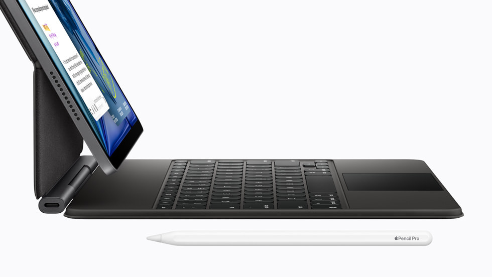 iPad Air M4 dengan Magic Keyboard dan Apple Pencil Pro