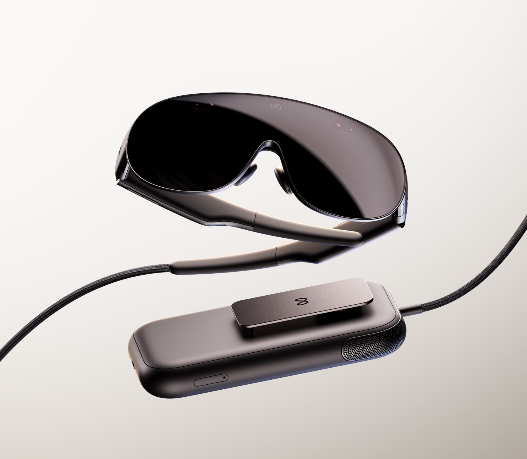 Pandangan dekat Meta VR Glasses dan reka bentuk lensanya