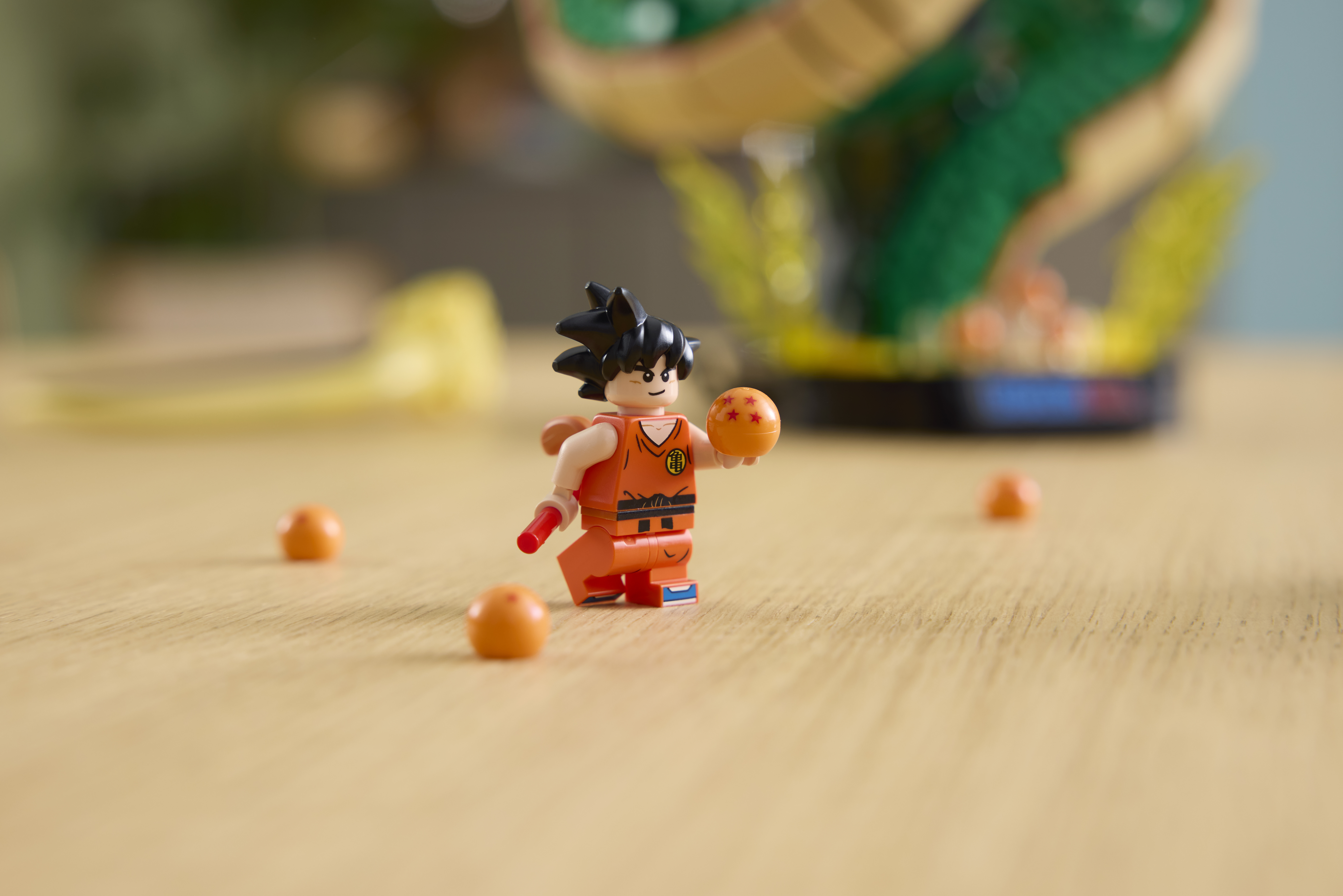 Set LEGO Icons Dragon Ball Shenron dan Goku