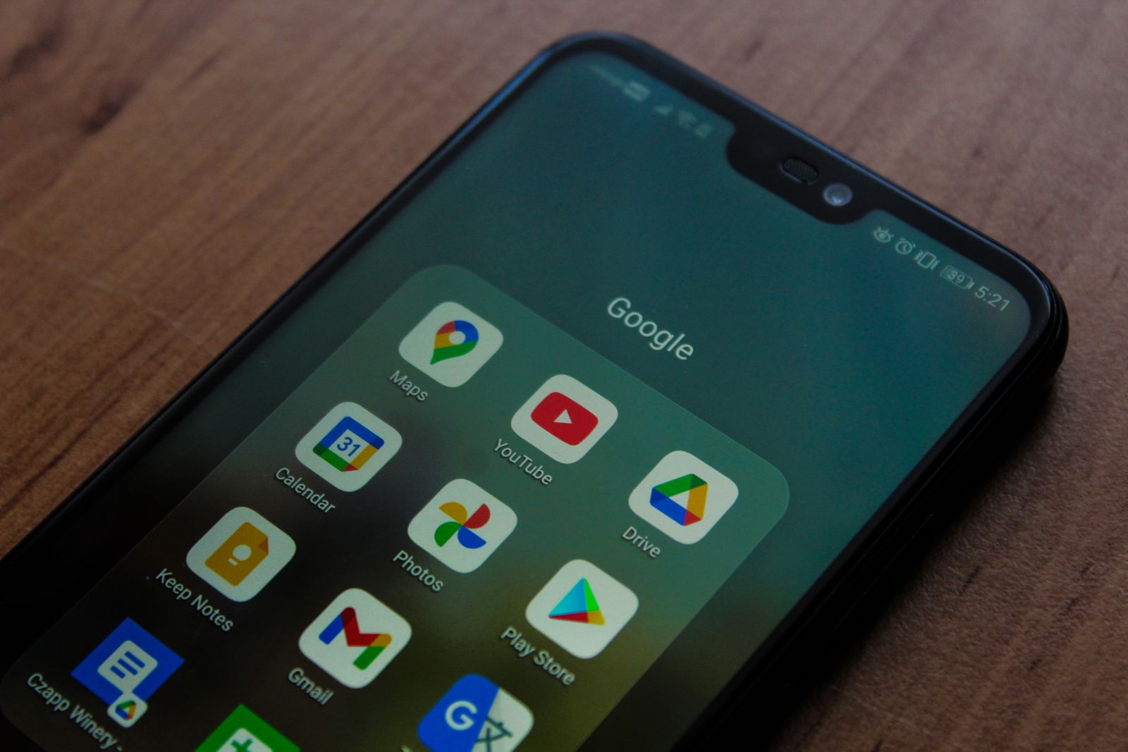 Aplikasi Google pada skrin telefon Android