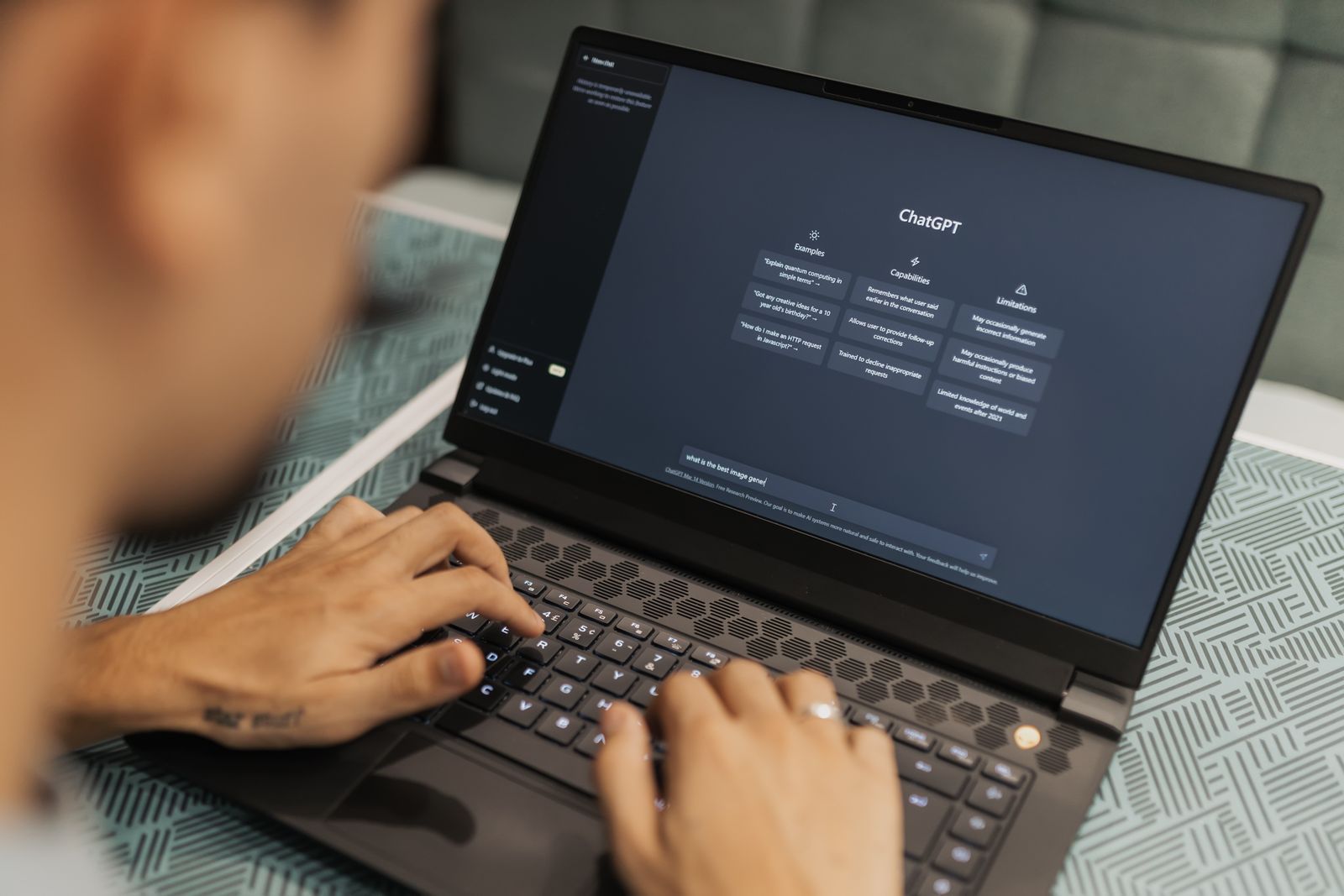 Cara Menulis Skrip Video dengan AI: Rangka, Fakta dan Bacaan