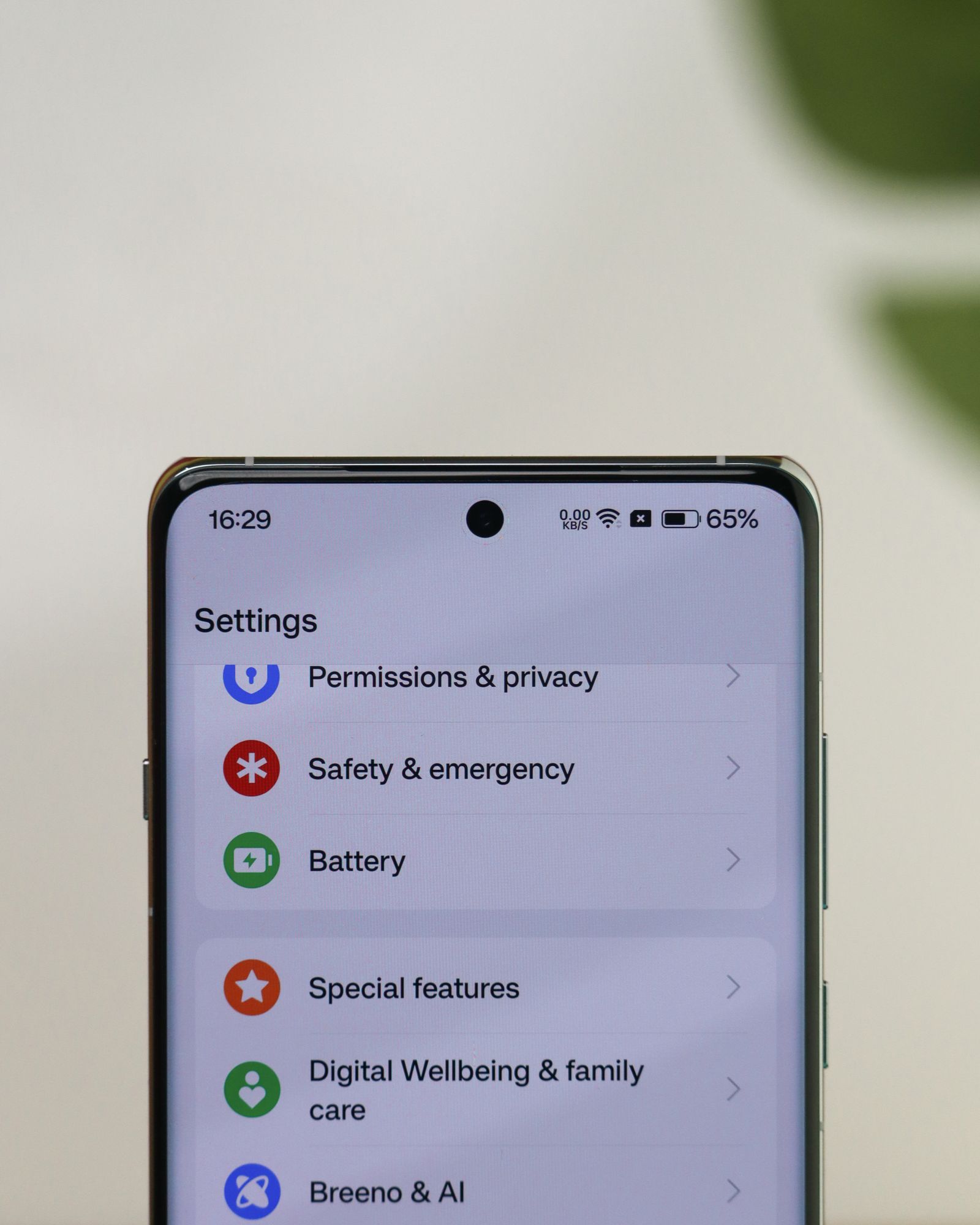 Menu Settings Android dengan pilihan Battery