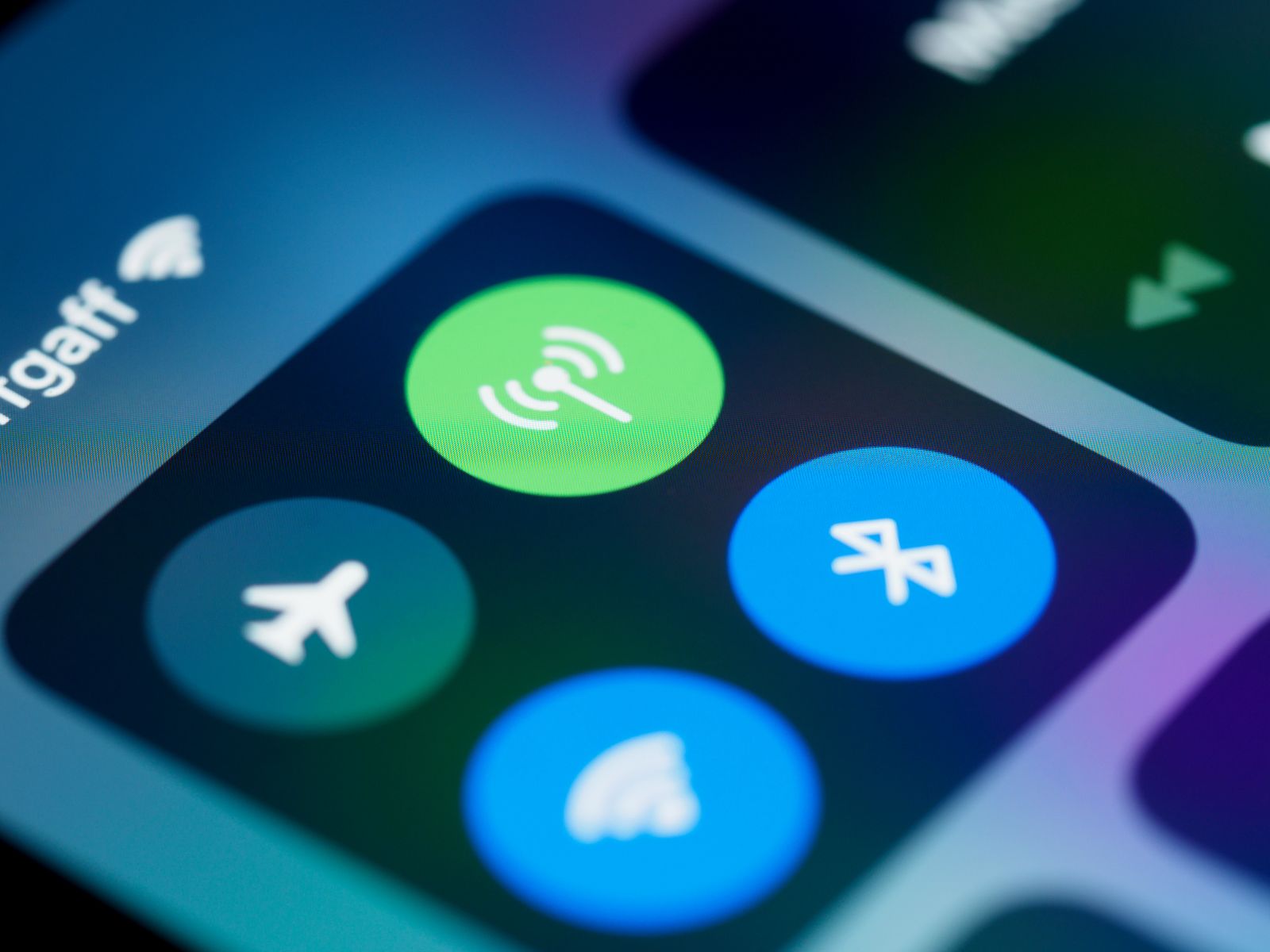 Cara Menjimatkan Bateri Telefon Tanpa Menjejaskan Fungsi Penting