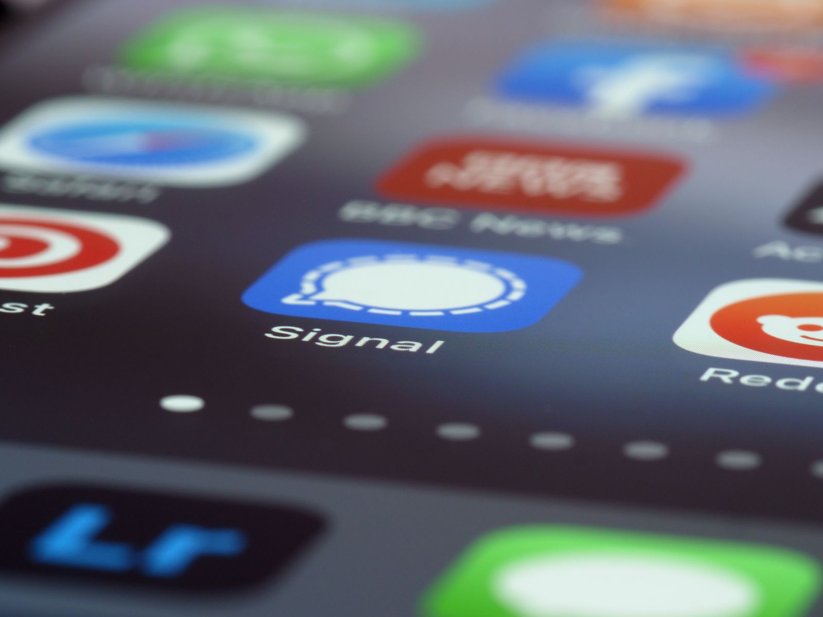 Ikon aplikasi komunikasi pada telefon