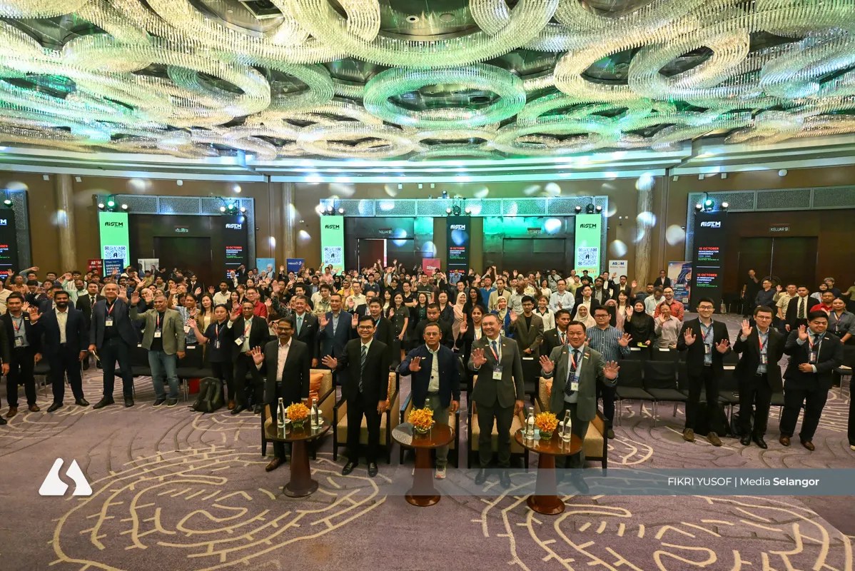 Program pelancaran enam cip semikonduktor tempatan di Pusat Konvensyen Kuala Lumpur pada 16 Oktober 2026.