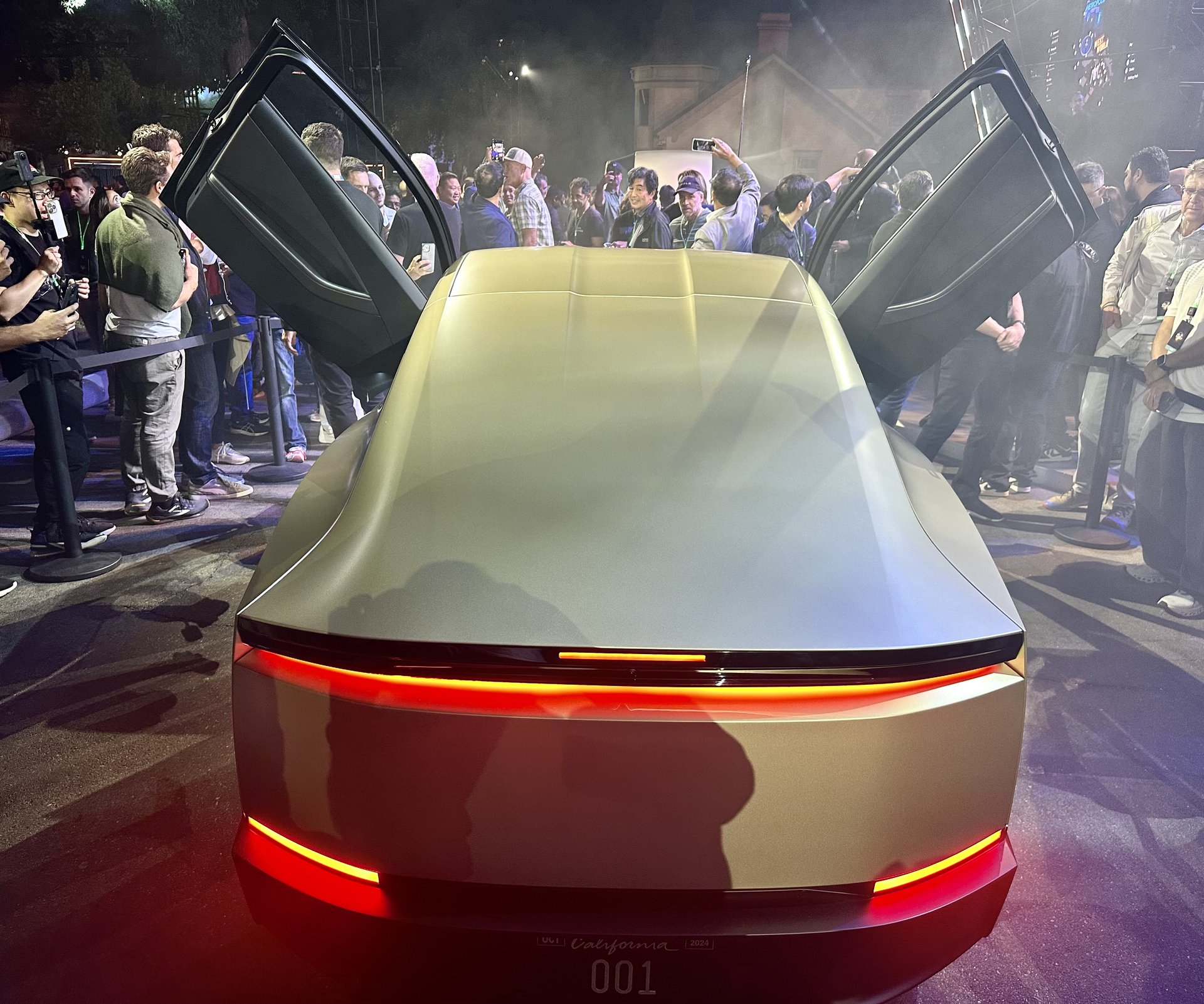 Tesla Cybercab Tiba Di Malaysia — Jelajah Empat Lokasi Bermula 29 Oktober