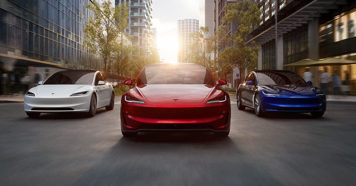 Harga kekal tidak berubah — empat varian Model 3 ditawarkan dari RM149,000 hingga RM232,000. — Tesla